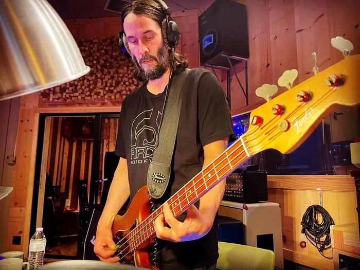 Keanu Reeves este basistul trupei Dogstar / Foto: Instagram arhiva Dogstar Band 