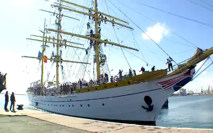 Bricul Mircea a fost lansat la apă pe 28 septembrie 1938. Foto: captură stirileprotv.ro