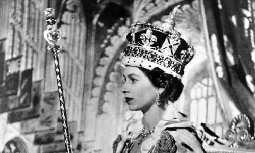 regina elisabeta a marii britanii tanara 