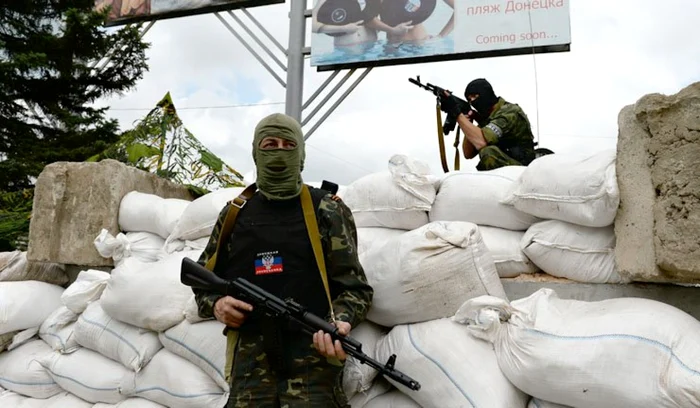 Separatiştii s-au regrupat la Doneţk şi se luptă acolo cu armata ucraineană de câteva zile. FOTO Reuters