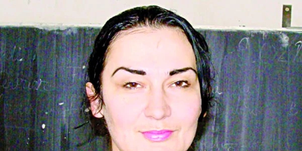 Nuţica Crăciun este  în concediu medical