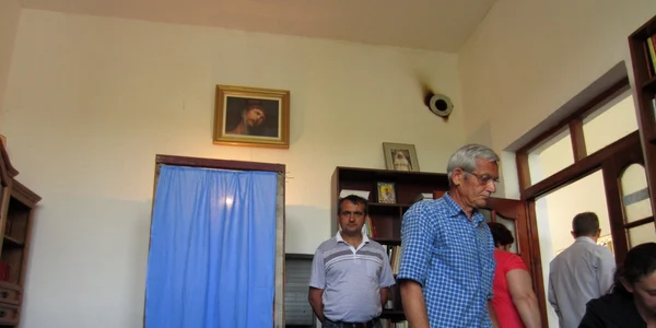 Alegeri europarlamentare în satul Patriarhului Daniel 