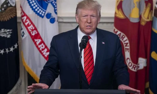 Donald Trump: Estimăm că numărul victimelor în SUA va fi între 100 000 și 240 000 jpeg