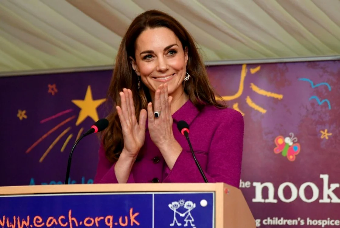 1 kate middleton unghii rosii jpg jpeg