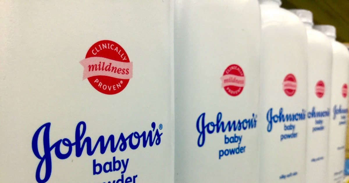 Mii de persoane dau în judecată Johnson & Johnson pentru pudra de talc