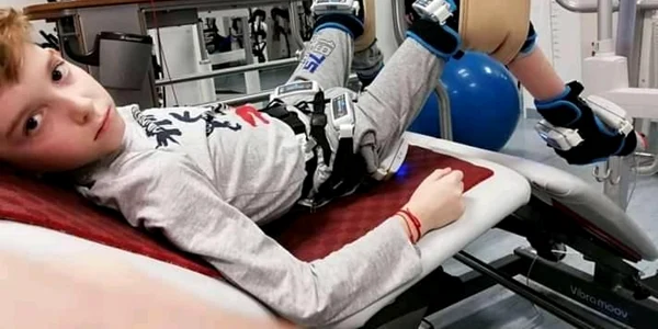ianis stefan purice copil paralizat Galati