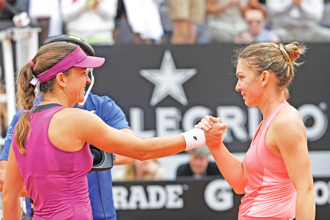 Alexandra Dulgheru şi Simona Halep s-au întâlnit ultima dată în urmă cu 10 zile, la Romafoto: AP