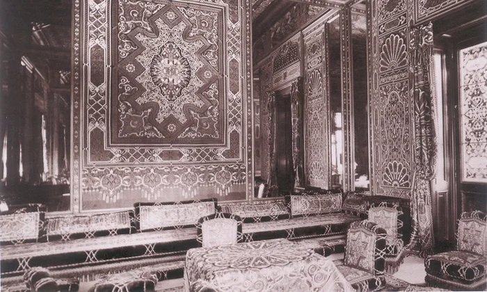 Salonul turcesc, cca. 1885 (© Muzeul Național Peleș)
