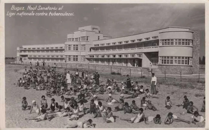 Bugaz. Sanatoriul maritim pentru tratamentul tuberculozei osoase FOTO: artdeco-modernist.blogspot.com