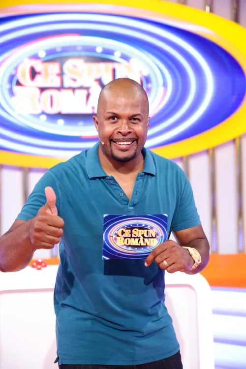 Cabral este gazda game show-ului „Ce spun românii“ FOTO Pro TV