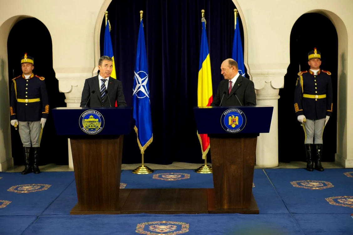 Vineri, şeful NATO, Anders Fogh Rasmussen, s-a întâlnit cu preşedintele Traian Băsescu FOTO Facebook
