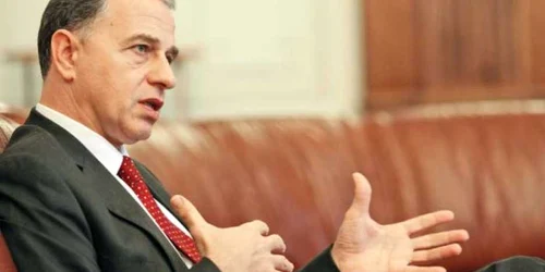 Mircea Geoană susţine  că păstrarea şefiei Senatului este importantă pentru PSD   