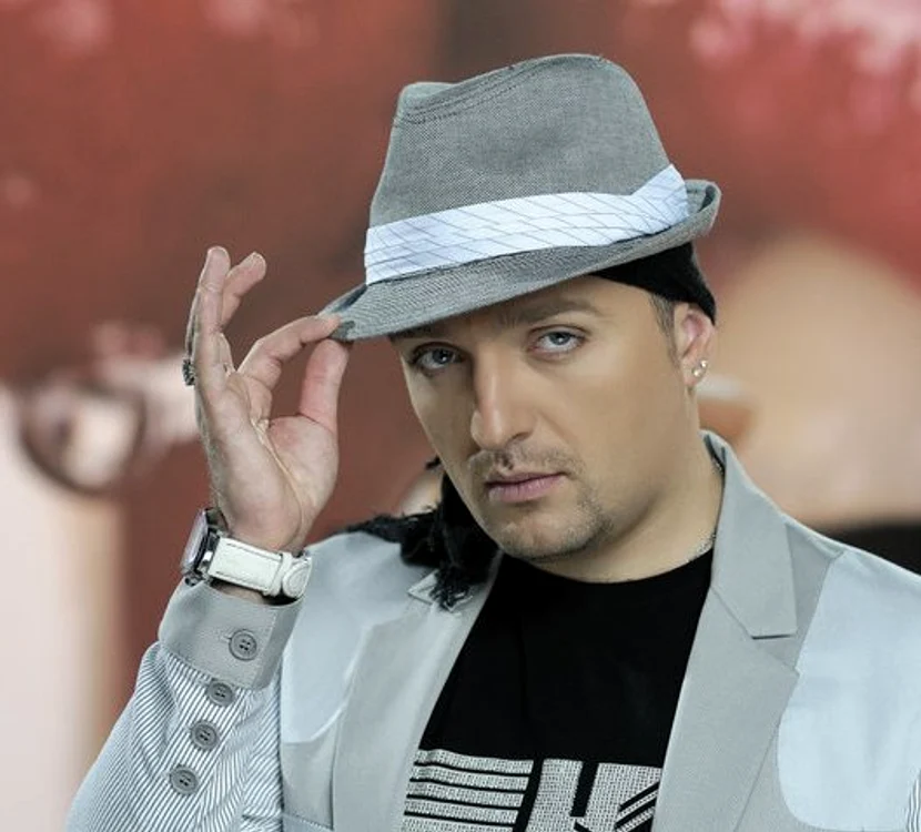 
    Costi Ioniţă  