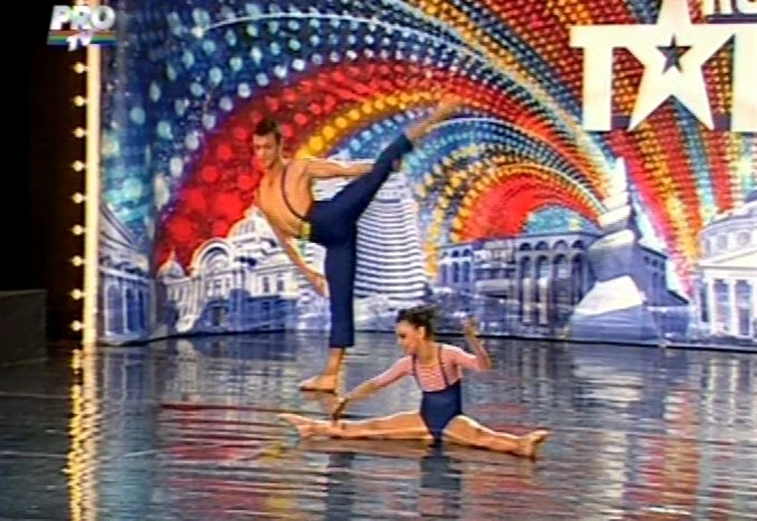 Au ridicat publicul în picioare «Românii au talent»