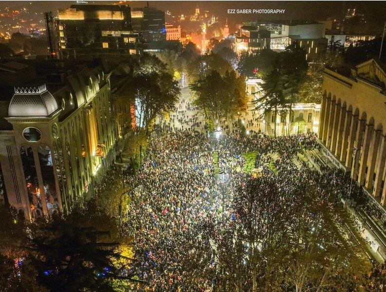 Mii de manifestanţi au ieşit din nou în stradă la Tbilisi