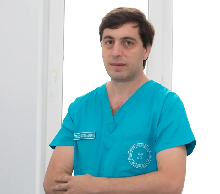 Medicul Cristian Laurenţiu Pleşa are gradul de colonel şi este medic primar ATI. FOTO Facebook