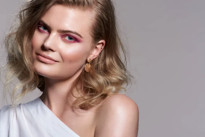 1 tendinte machiaj kryolan topline beauty female b jpg jpeg