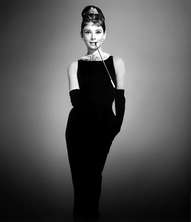 hepburn audrey breakfast at tiffanys 14 jpg jpeg
