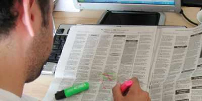 Oamenii aflaţi în necaz cauză sprijin şi în ziare