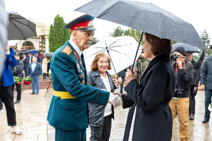 Republica Moldova între Ziua Europei și Ziua Victoriei. Cum au marcat proeuropenii și prorușii