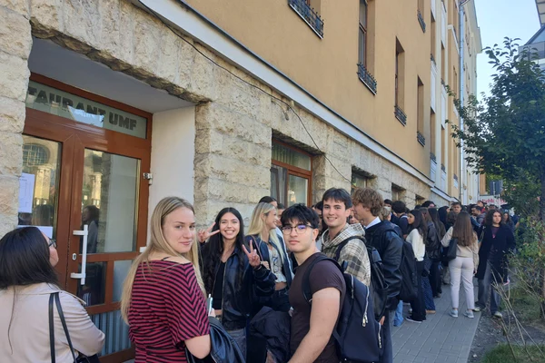 Student francez în România, mană cerească pentru universități sau supapă de siguranță pentru sistemul medical francez
