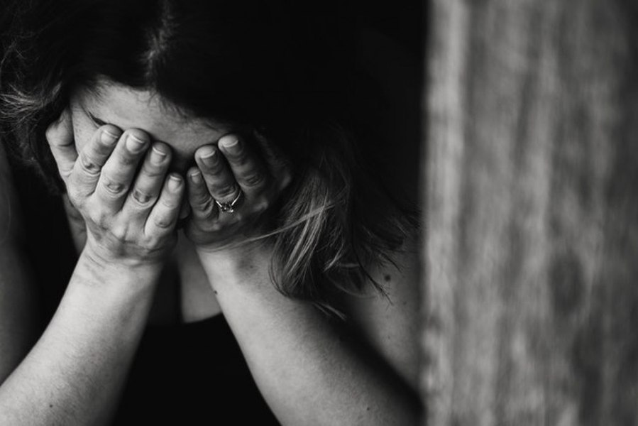 A abuzat-o pe fiica iubitei sale, dar nu își amintește nimic. Minora a dat naștere unei fetițe: „Cu siguranță eram foarte beat”