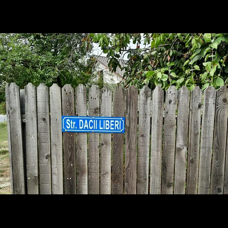 Cu ochii n 3,14 jpeg
