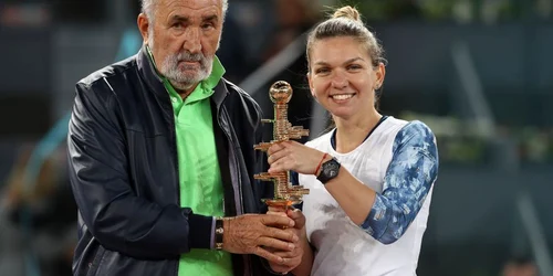 Simona Halep si Ion Tiriac turneul de la Madrid FOTO Getty Images