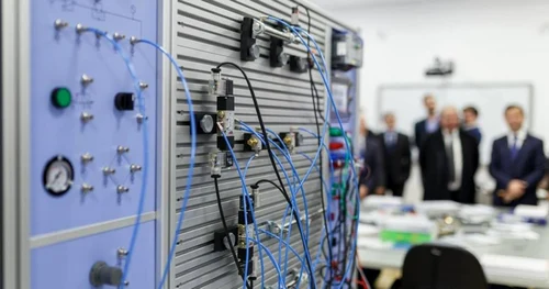 Laboratoare Facultatea de Automatică Iaşi FOTO Primăria Iaşi