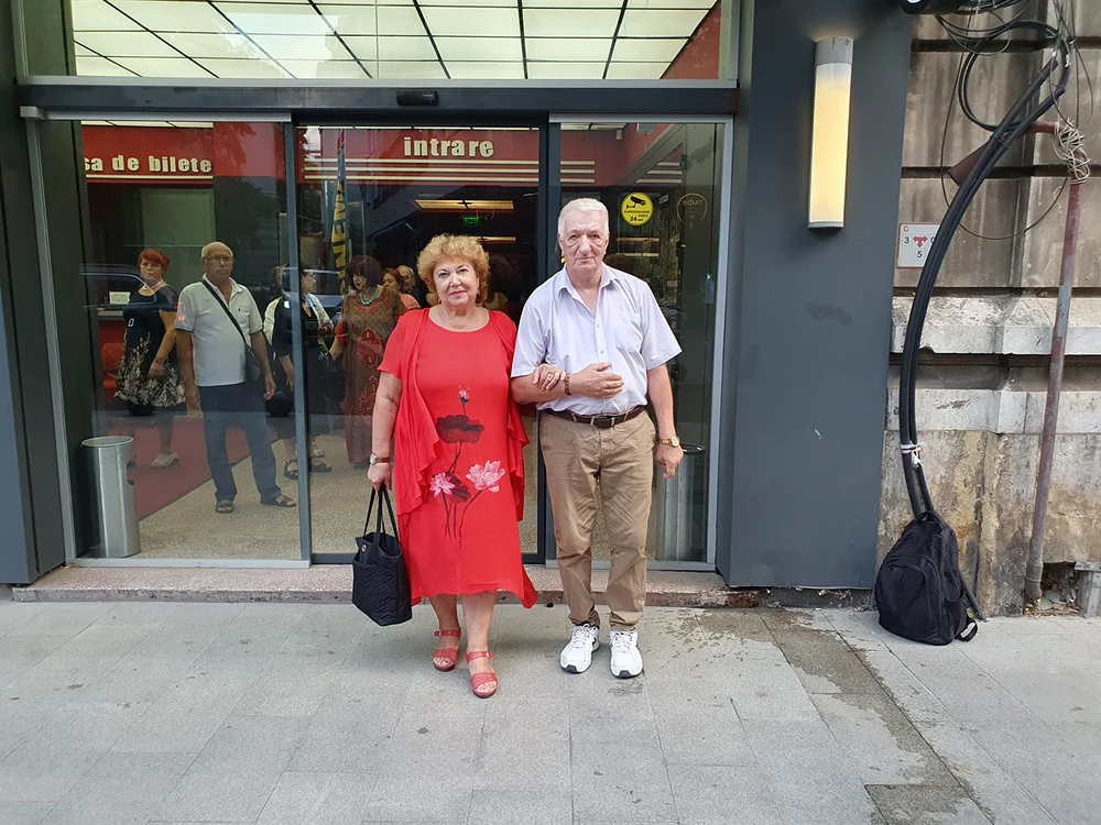 Jana Orăscu (66 de ani) şi Ioan Iordăchescu (70 de ani)