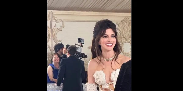 Anne Hathaway lui Daniel Ricciardo Captura Twitter jpg