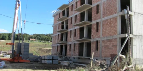 Blocurile din cartierul Belvedere sunt încă în construcţie