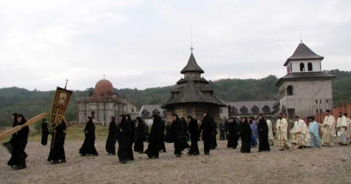 Pelerinaj de Înviere la mânăstirea Slatina Nera
