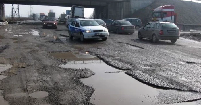 Accidentul s-a produs la ieşirea de pe pasarela care traversează DN 72. FOTO: arhivă Adevărul Ploieşti