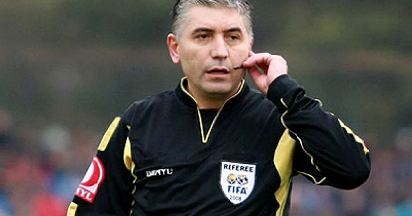 Anton Genov este arbitru FIFA din 1999