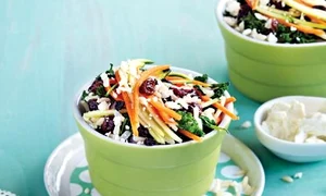 Salata cu morcovi, kale si branza feta jpeg