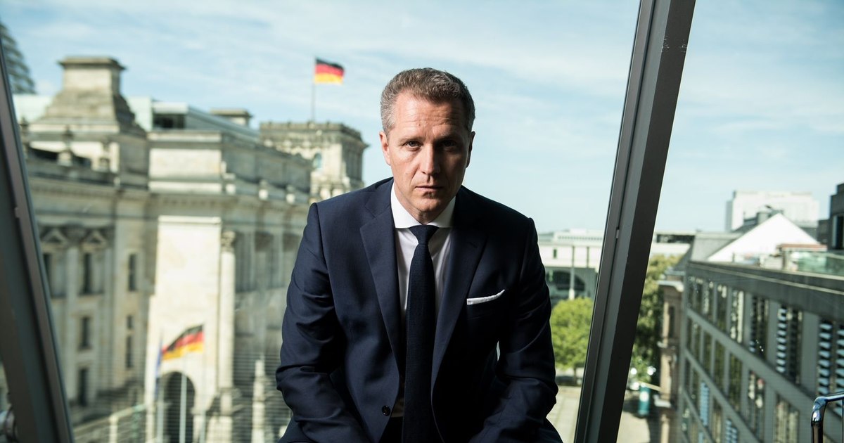 Parlamentul European ridică imunitatea eurodeputatului german Petr Bystron