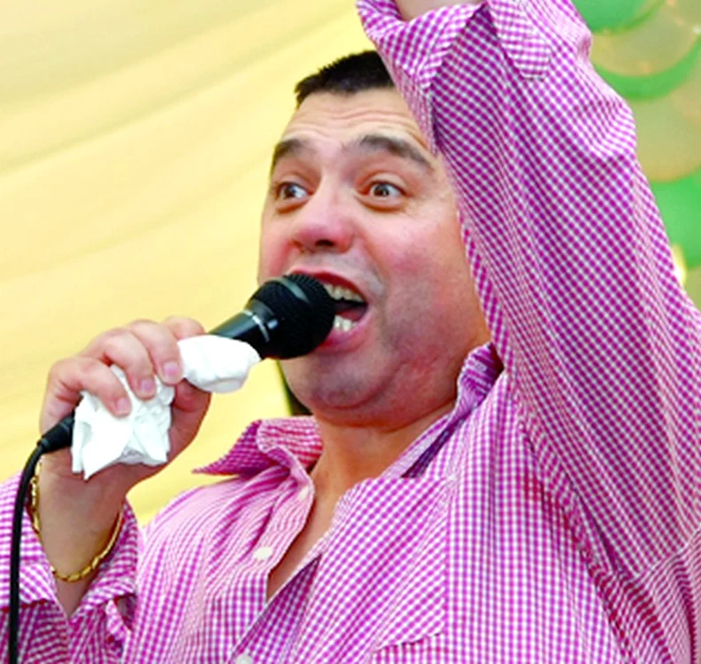 
    Nicolae Guţă  