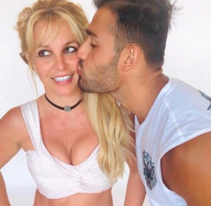 
    Britney se înțelege bine cu iubitulFoto: Instagram  