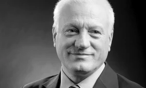 „Justiţia şi echitatea sînt termeni problematici“ – interviu cu Valeriu STOICA jpeg