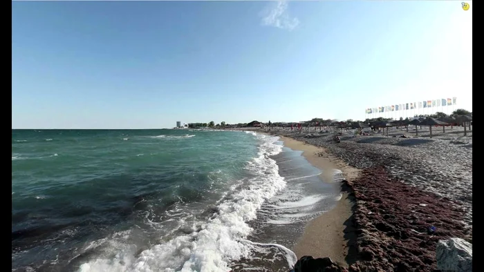 
    Plaja "La Steaguri", Neptunfoto: captură YouTube  