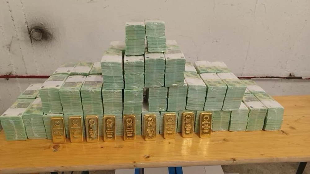 Ungaria susține că a descoperit noi dovezi în cazul numerarului ucrainean confiscat. Oschadbank spune că imaginile sunt manipulate