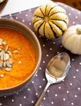 Supa crema de dovleac  Sursa foto shutterstock 2219705155 jpg