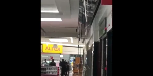 foto captura video tavan desprins shopping center sibiu png