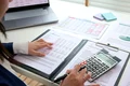 Calcule, impozite, taxe, avere FOTO shutterstock