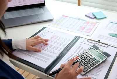 Calcule, impozite, taxe, avere FOTO shutterstock