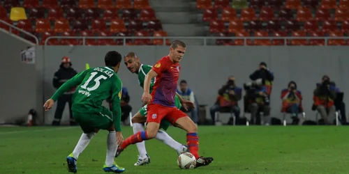 Steaua - Maccabi 4-2 - Bourceanu * Foto: Marian Burlacu