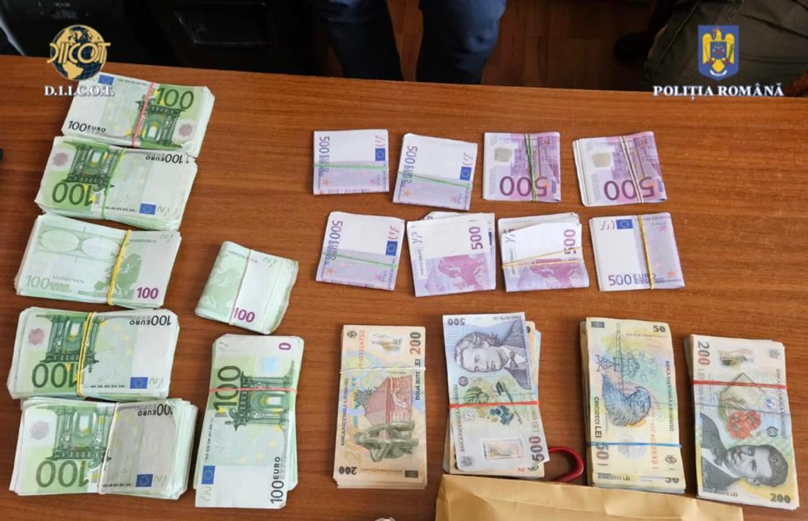 Sume descoperite la percheziții FOTO DIICOT
