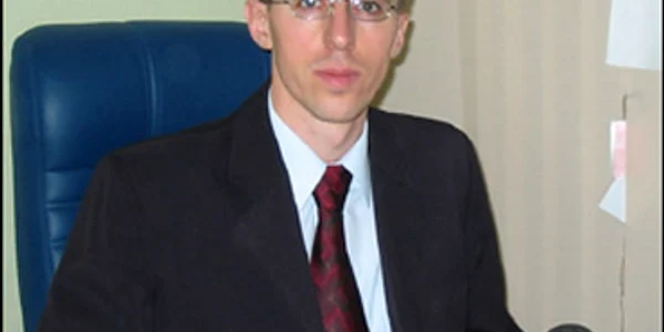 Primarul Chişinăului, reţinut de poliţie pentru că a stat prea mult de vorbă cu alegătorii