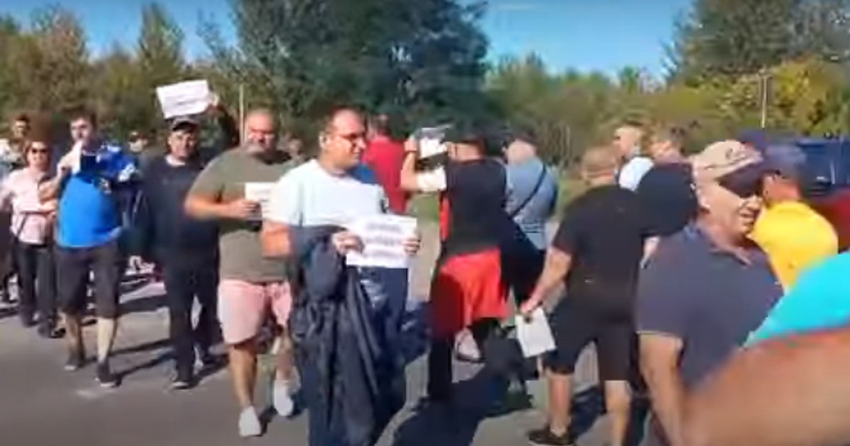 Protest surpriză la ArcelorMittal: Angajații contestă disponibilizările după oprirea producției.